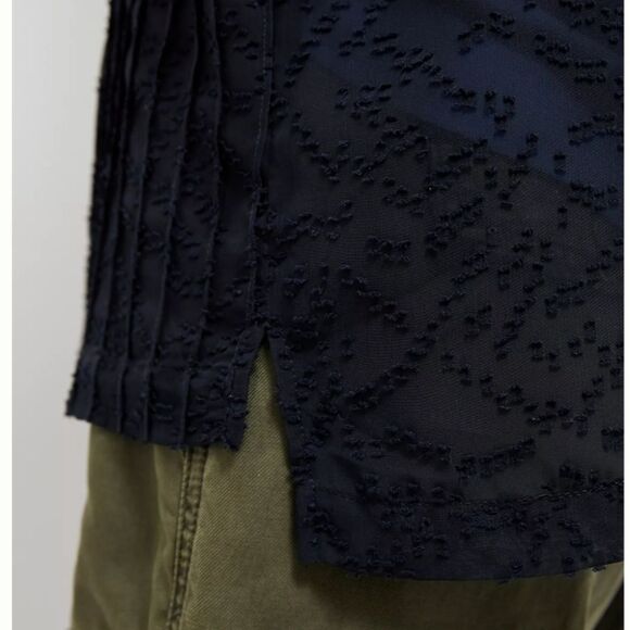 Tiny Anthropologie Niemh Textured Buttondown Blouse/Top Navy Blue Size Small - Picture 4 of 10